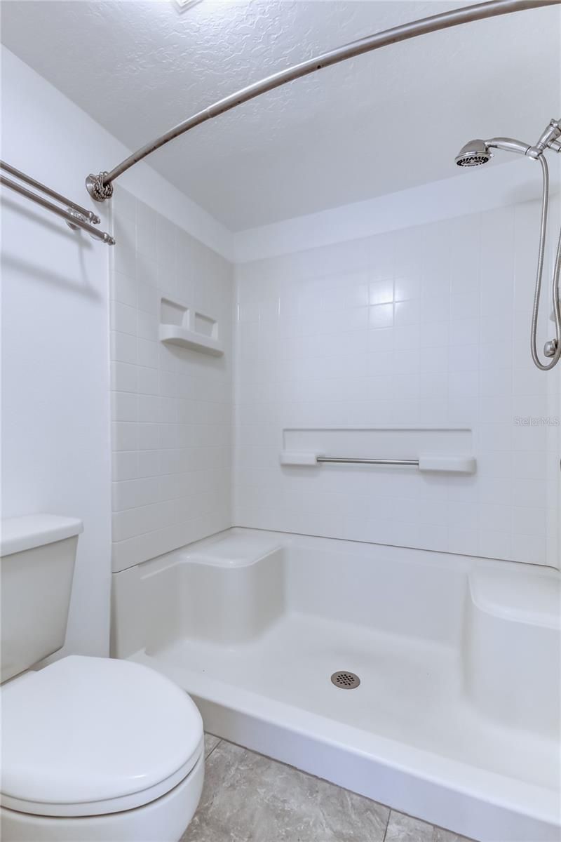 650 Island Way, Unit 106, Clearwater Beach, FL 33767 Photo
