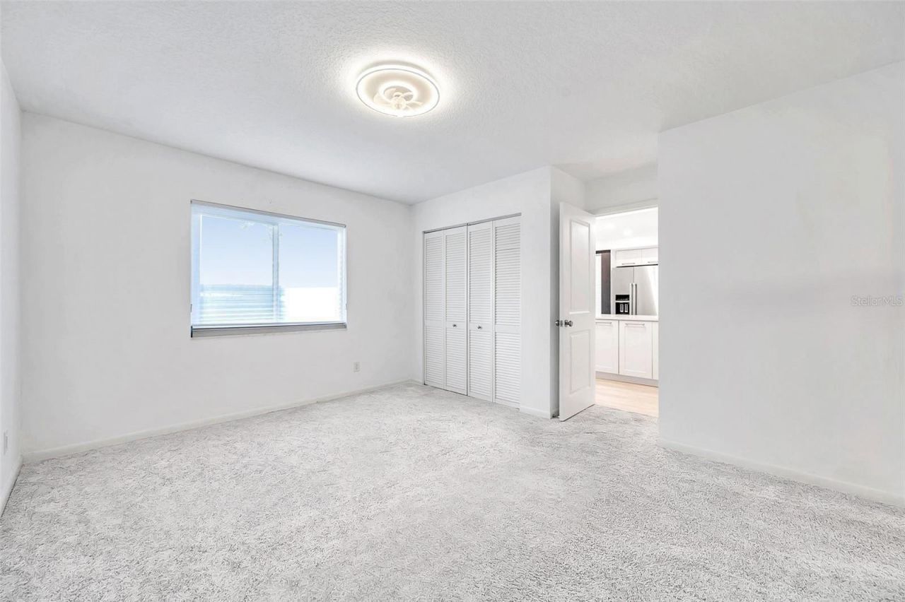 650 Island Way, Unit 106, Clearwater Beach, FL 33767 Photo