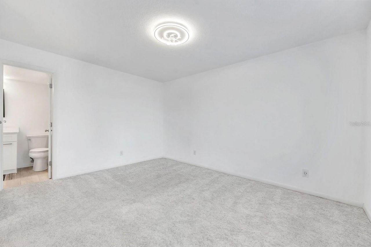 650 Island Way, Unit 106, Clearwater Beach, FL 33767 Photo