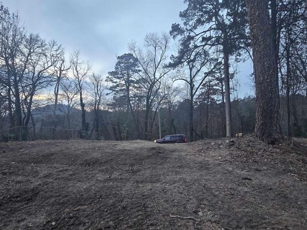 000 HALLMAN Street, Hot Springs, AR 71901