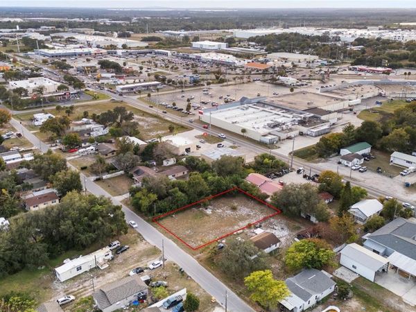 520 POINSETTIA ROAD, AUBURNDALE, FL 33823