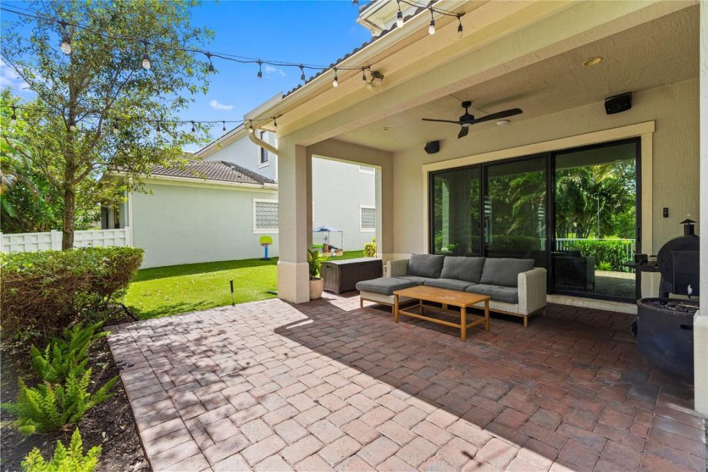 3821 NW 87th Way, Coral Springs, FL 33065 Photo