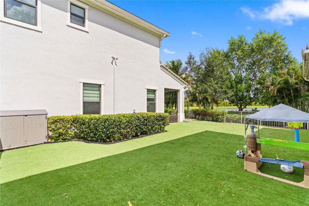 3821 NW 87th Way, Coral Springs, FL 33065 Photo