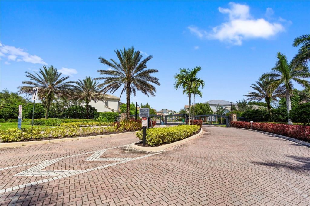 3821 NW 87th Way, Coral Springs, FL 33065 Photo