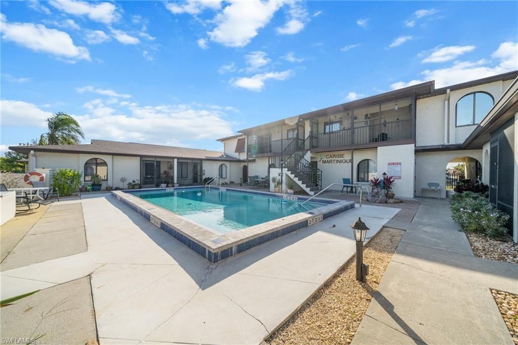 1004 SE 8th St, Unit 107, Cape Coral, FL 33990 Photo