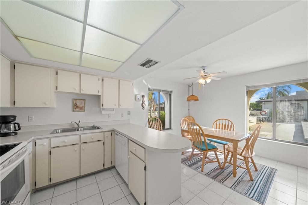 1004 SE 8th St, Unit 107, Cape Coral, FL 33990 Photo