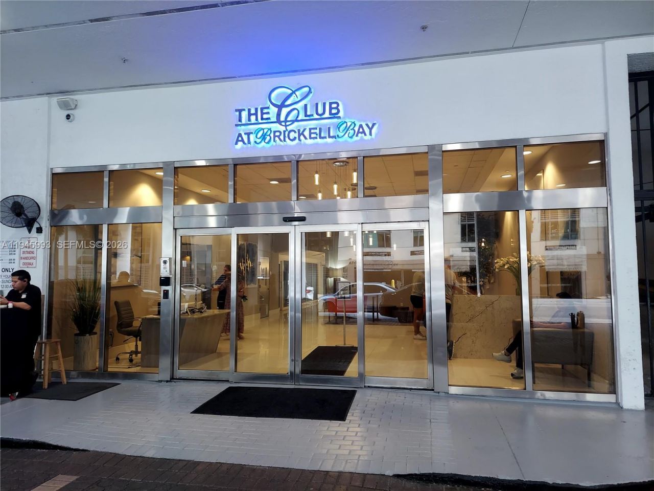 1200 Brickell Bay Dr, Unit 3708, Miami, FL 33131 Photo