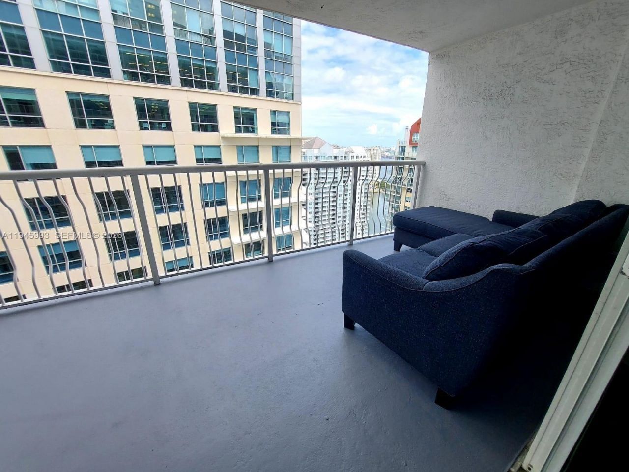 1200 Brickell Bay Dr, Unit 3708, Miami, FL 33131 Photo