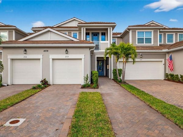 4578 Arboretum CIR, Unit 202, NAPLES, FL 34112