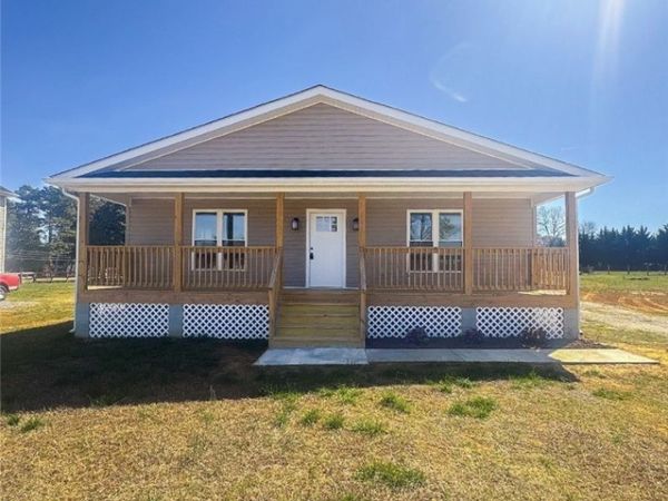 121 Pine Haven Street, Keysville, VA 23947