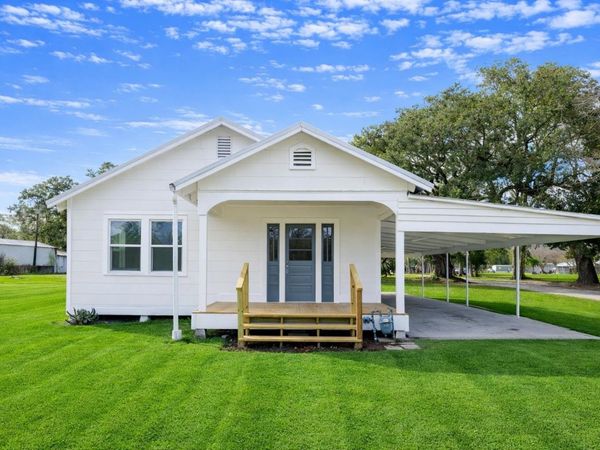 5543 Bayou Black Dr, Gibson, LA 70356