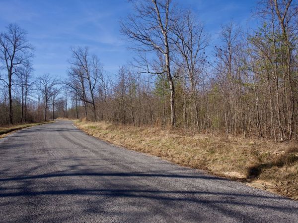 100A Valley View Rd , Pikeville, TN 37367