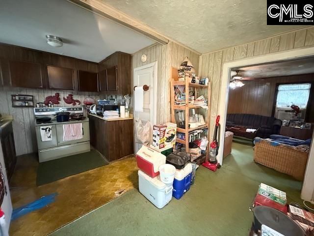 210 Partridge Drive Photo 9