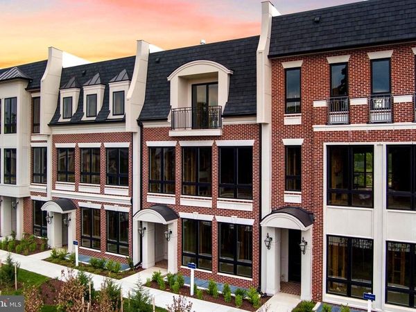 7047 LIBERTY LANE, Unit 32, MCLEAN, VA 22101