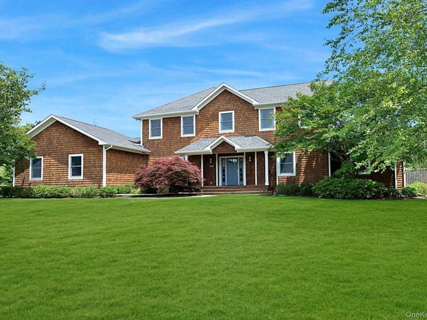 450 Sterling Woods Lane, Southold, NY 11971