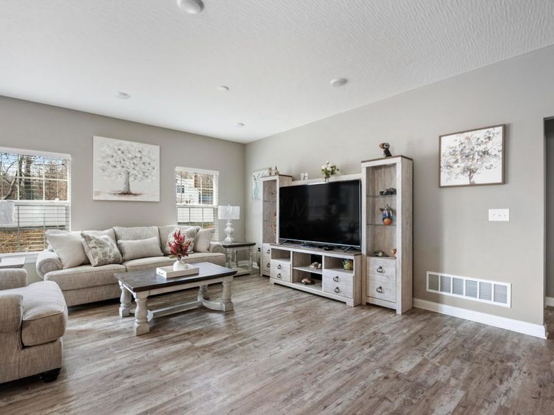 767 Francis Drive, Heath, OH 43056 Photo 4