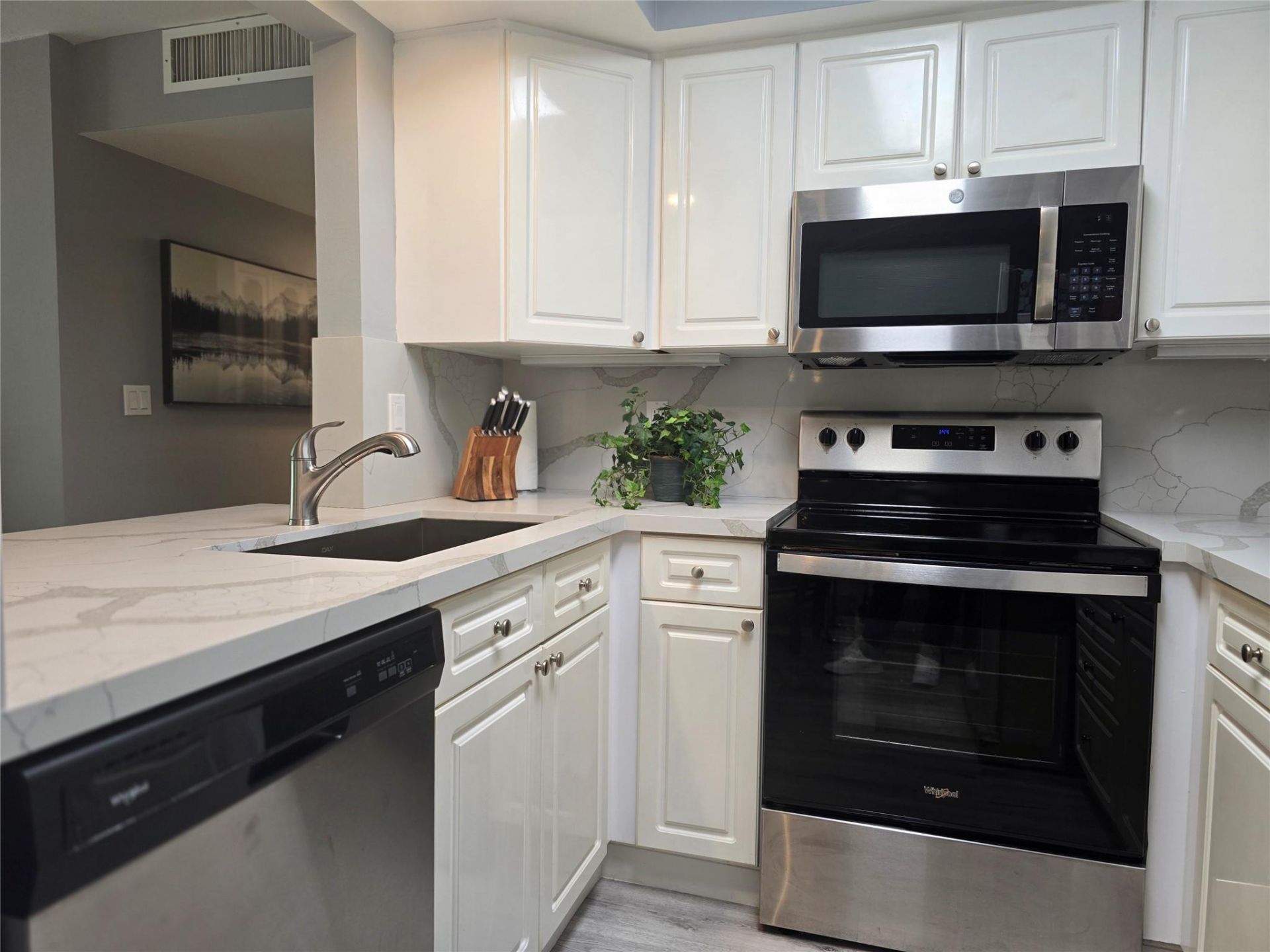 1301 River Reach Drive, Unit 111, Fort Lauderdale, FL 33315 Photo