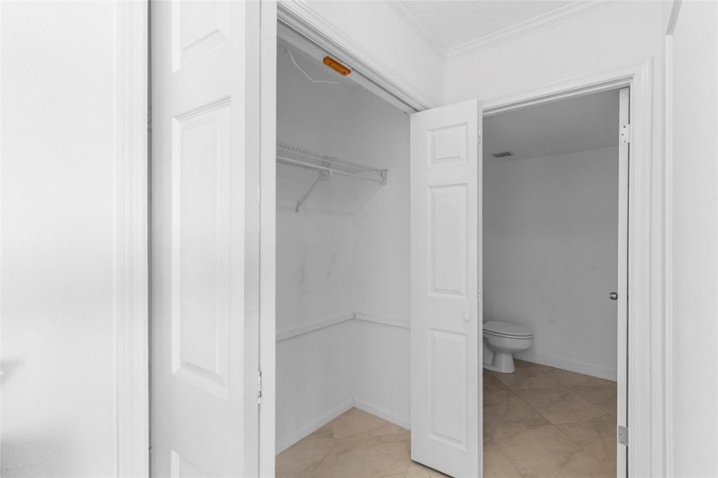 2400 Presidential Way, Unit 1502, West Palm Beach, FL 33401 Photo