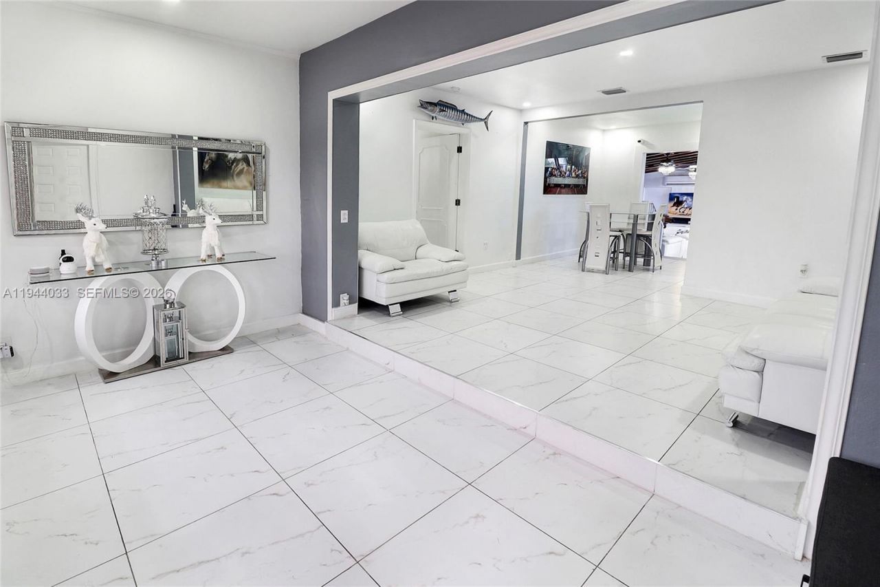 591 SE 5th St, Hialeah, FL 33010 Photo