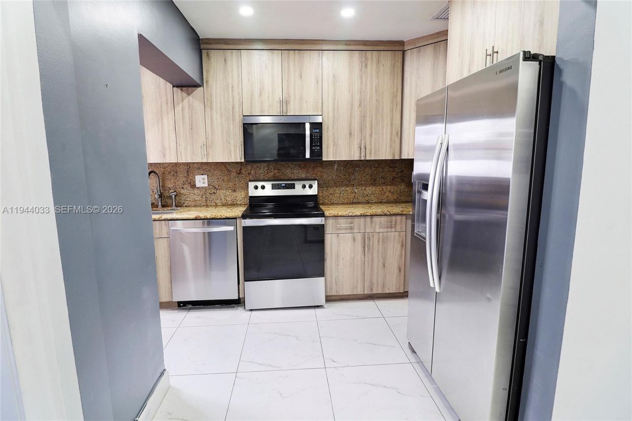 591 SE 5th St, Hialeah, FL 33010 Photo