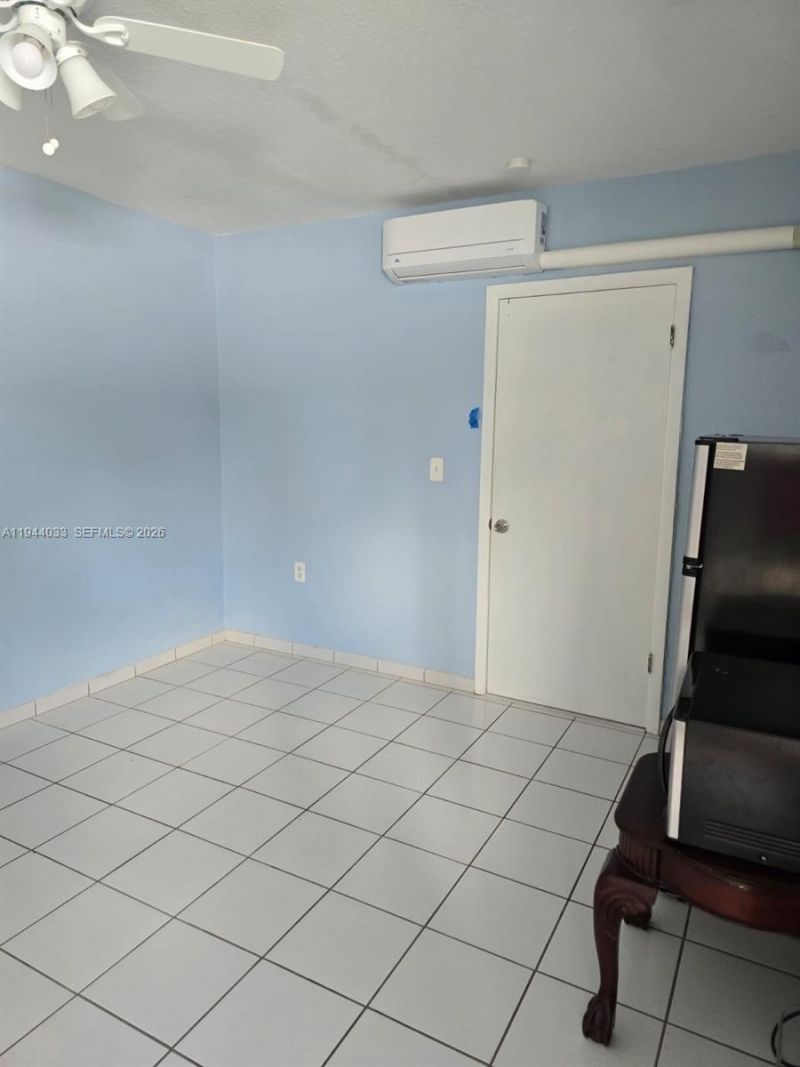 591 SE 5th St, Hialeah, FL 33010 Photo