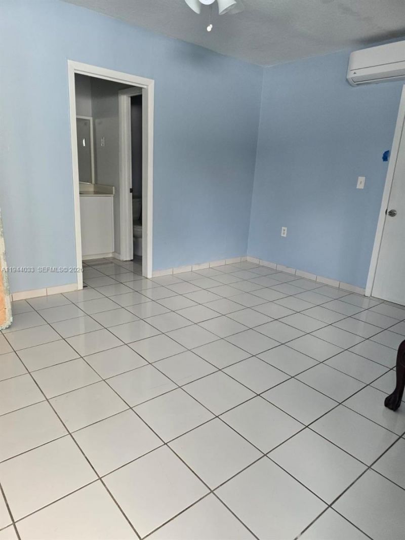 591 SE 5th St, Hialeah, FL 33010 Photo