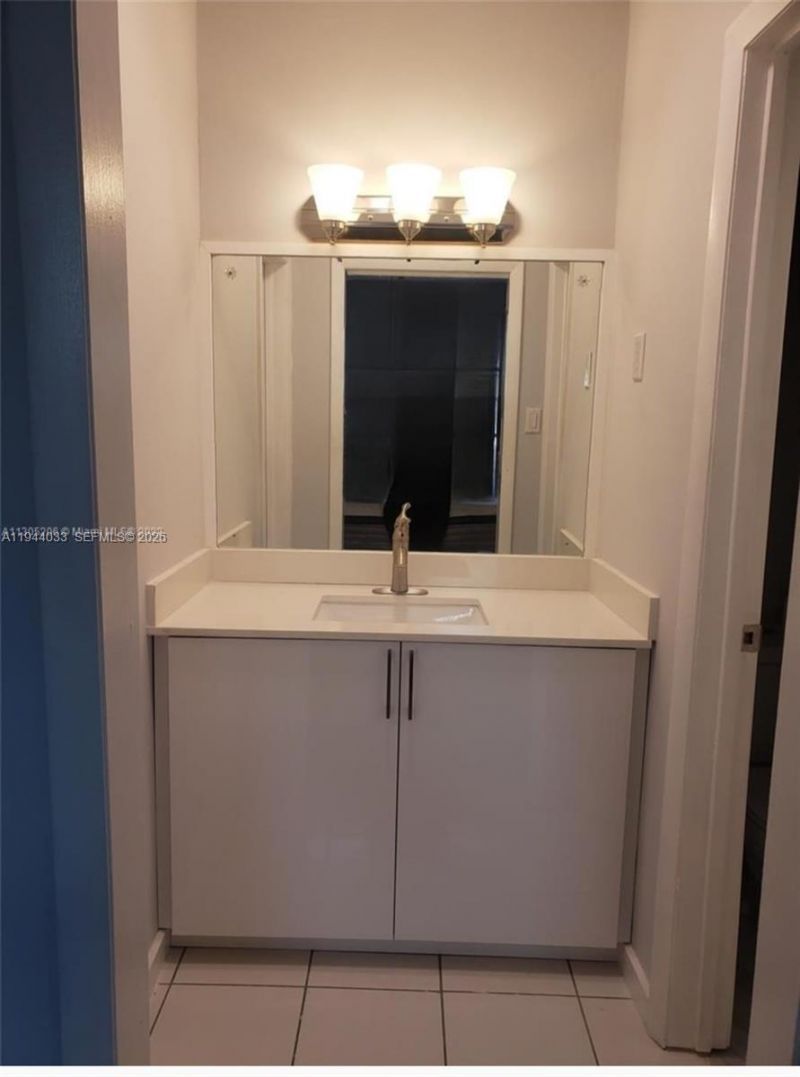 591 SE 5th St, Hialeah, FL 33010 Photo