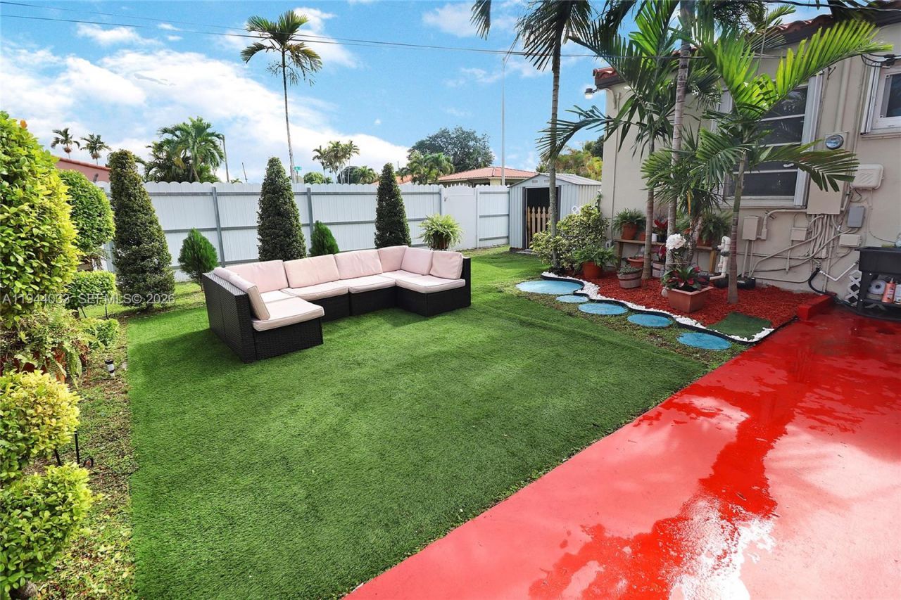 591 SE 5th St, Hialeah, FL 33010 Photo