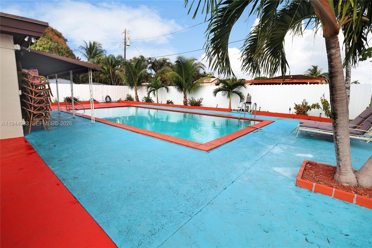 591 SE 5th St, Hialeah, FL 33010 Photo