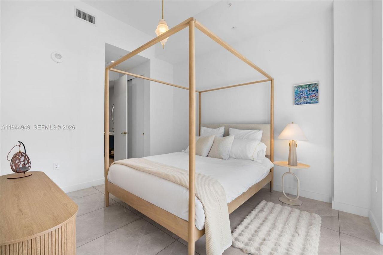 2655 S Bayshore Dr, Unit 1505, Miami, FL 33133 Photo