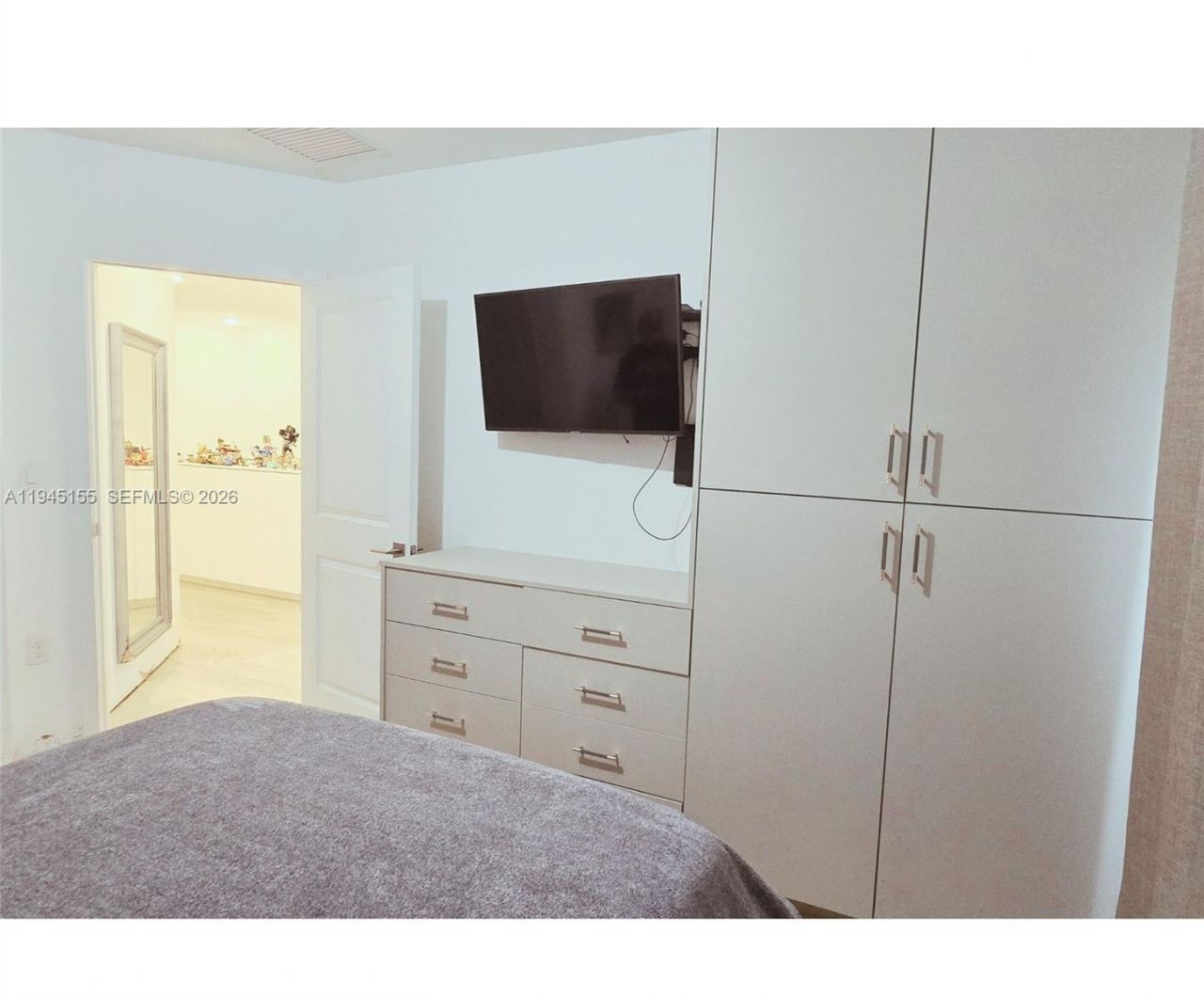 1002 NW 208th Ter, Miami Gardens, FL 33169 Photo