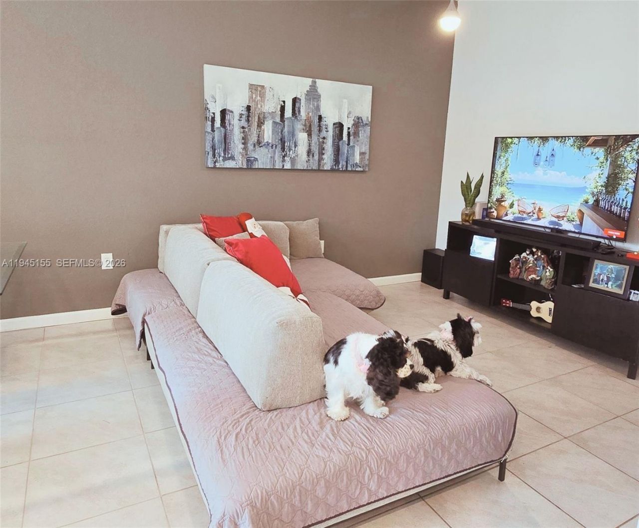 1002 NW 208th Ter, Miami Gardens, FL 33169 Photo