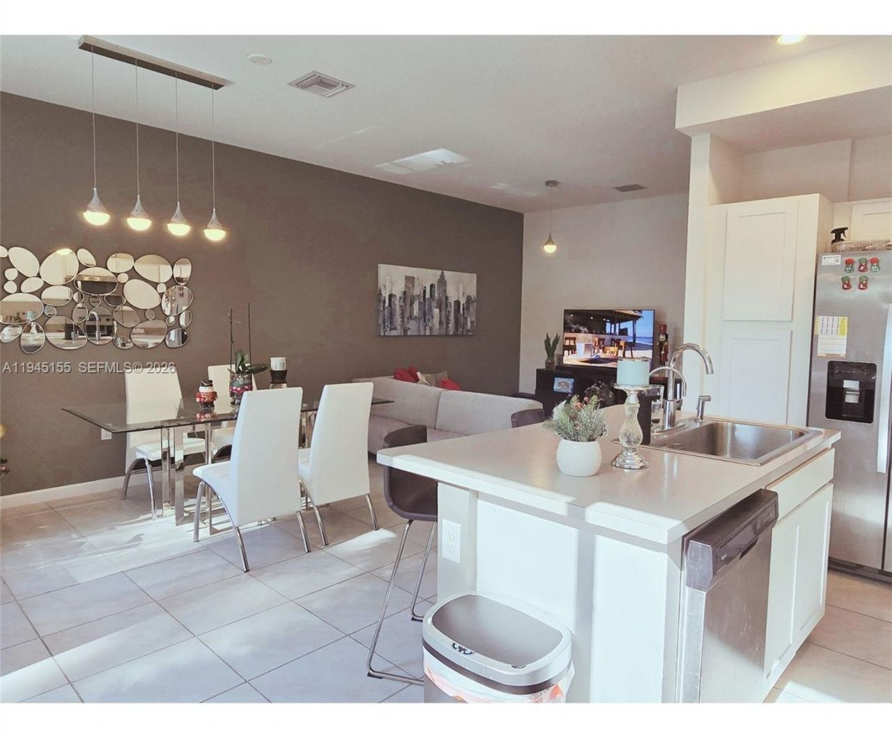 1002 NW 208th Ter, Miami Gardens, FL 33169 Photo