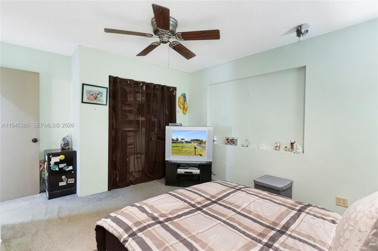 4841 SW 201st Ter, Southwest Ranches, FL 33332 Photo