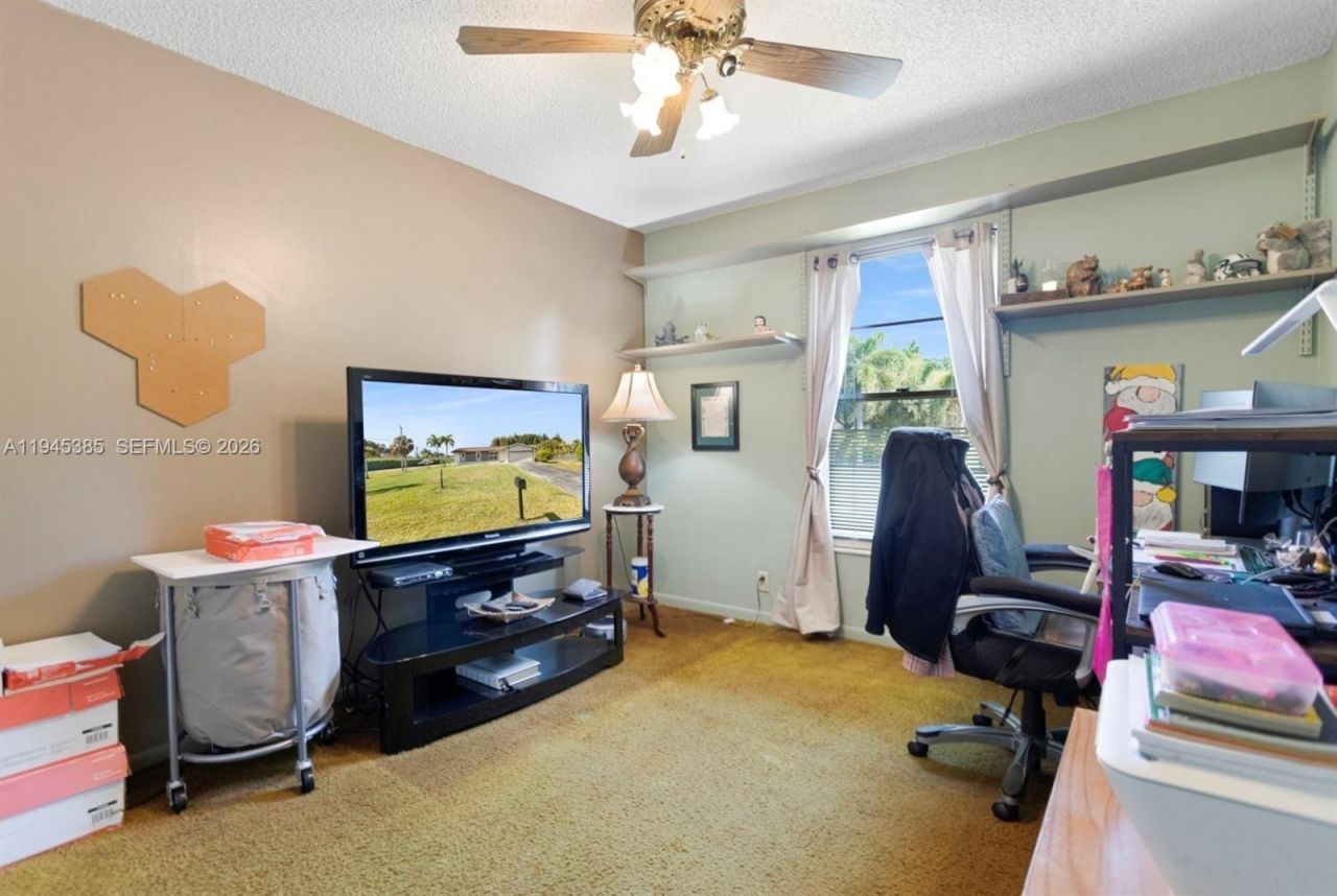 4841 SW 201st Ter, Southwest Ranches, FL 33332 Photo