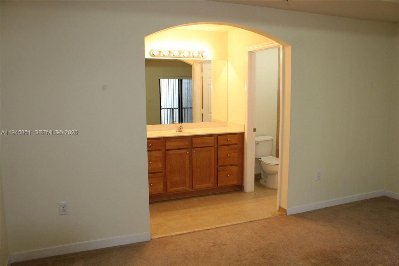 22501 SW 88th Pl, Unit 15-25, Cutler Bay, FL 33190 Photo