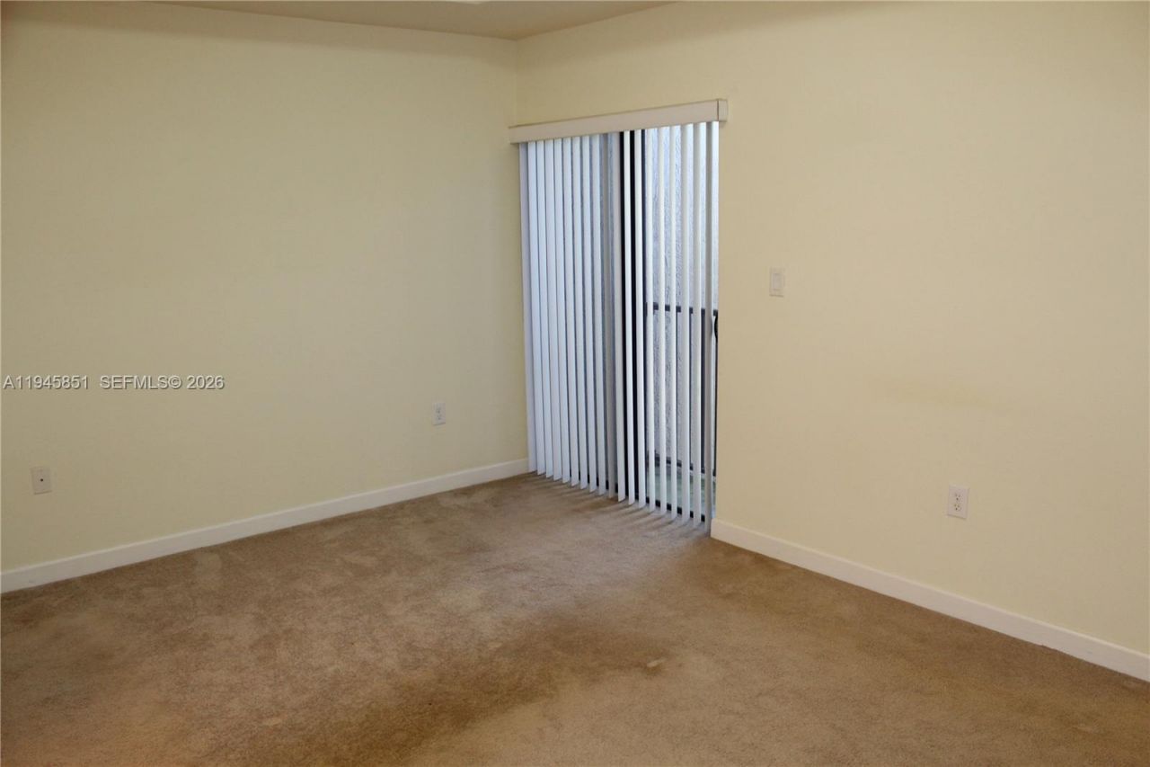 22501 SW 88th Pl, Unit 15-25, Cutler Bay, FL 33190 Photo