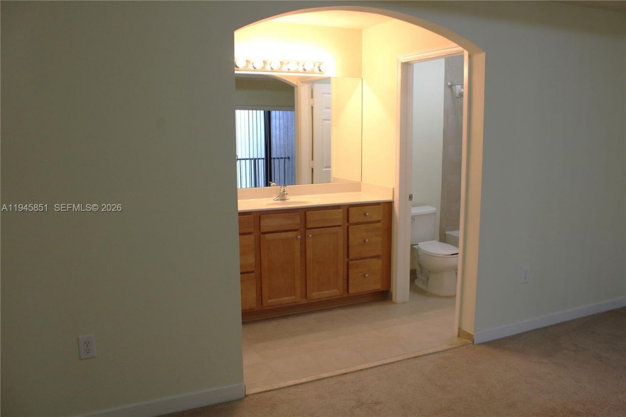 22501 SW 88th Pl, Unit 15-25, Cutler Bay, FL 33190 Photo