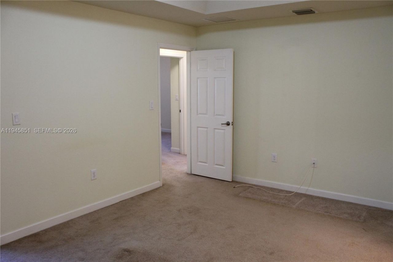 22501 SW 88th Pl, Unit 15-25, Cutler Bay, FL 33190 Photo