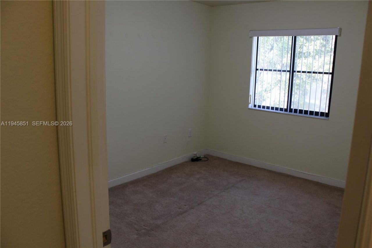 22501 SW 88th Pl, Unit 15-25, Cutler Bay, FL 33190 Photo