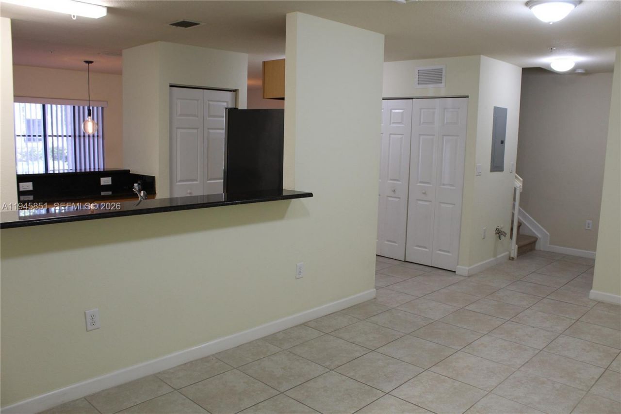 22501 SW 88th Pl, Unit 15-25, Cutler Bay, FL 33190 Photo