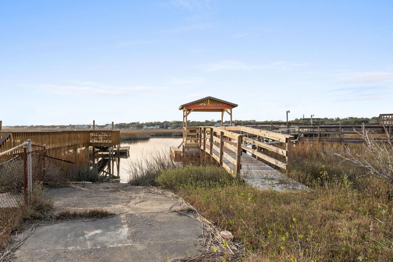 118 Dogwood Dr. S Photo 12