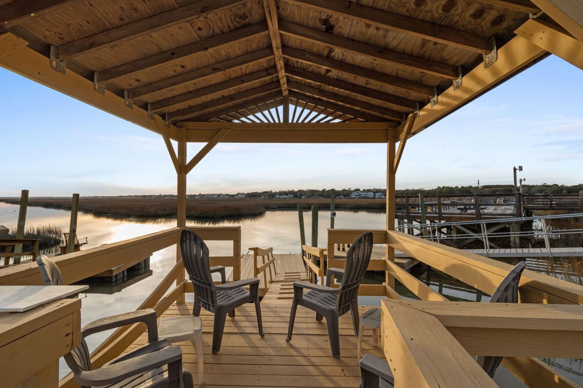 118 Dogwood Dr. S Photo 9