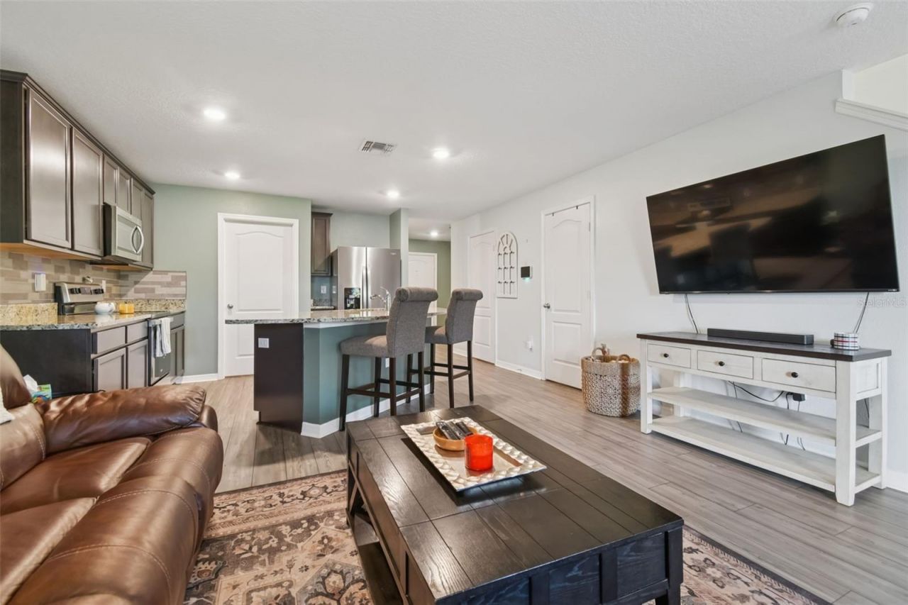 5228 New Friendship Place, Tampa, FL 33619 Photo