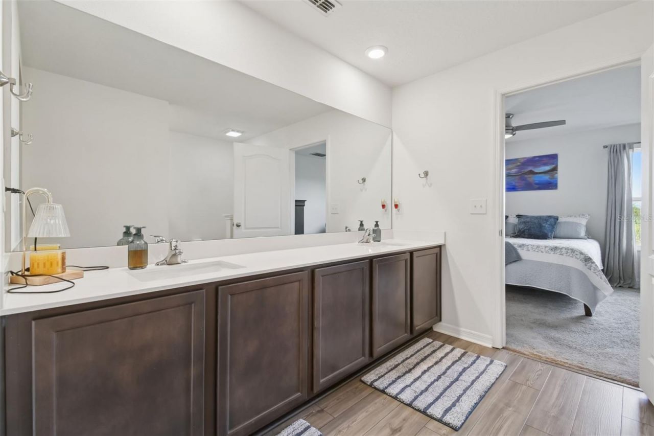 5228 New Friendship Place, Tampa, FL 33619 Photo