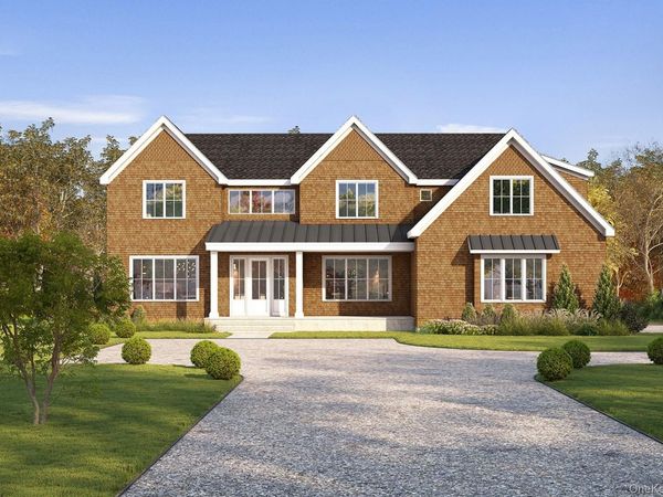 34 Old Main Road , Quogue, NY 11959