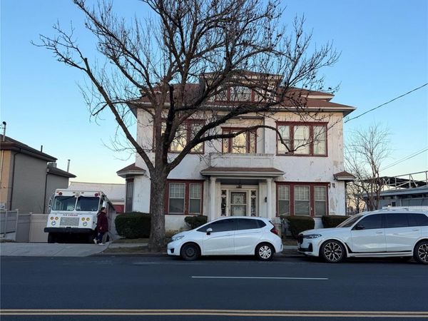 10661 Ditmars Boulevard , East Elmhurst, NY 11369