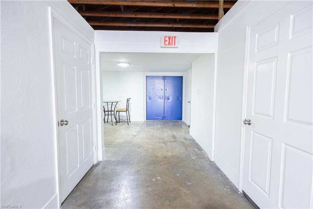 909 SE 13th Pl, Cape Coral, FL 33990 Photo