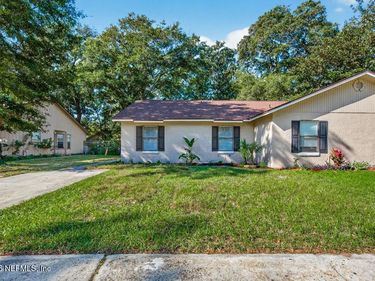 2268 CYPRESS LANDING Drive, Jacksonville, FL 32233