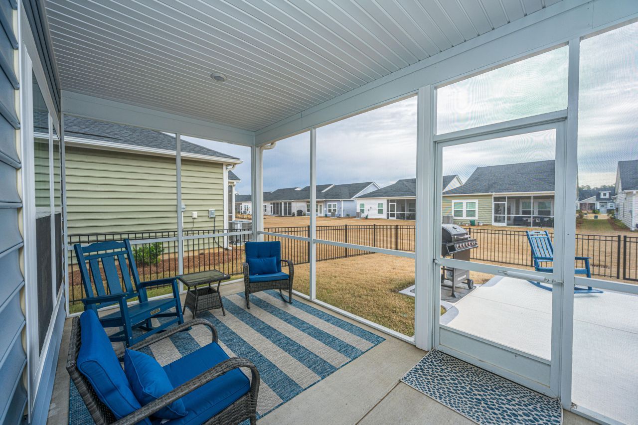 1365 Locals Street Photo 35